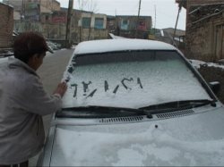 بارش برف مناطق مرتفع مشگین شهر را سفید پوش كرد