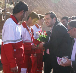 استاندار چهارمحال و بختیاری از راهنمایان نوروزی شهرستان اردل تجلیل كرد
