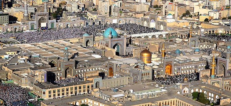 نظارت مستمر بر نحوه ی خدمت رسانی نهادهای متولی به زائران