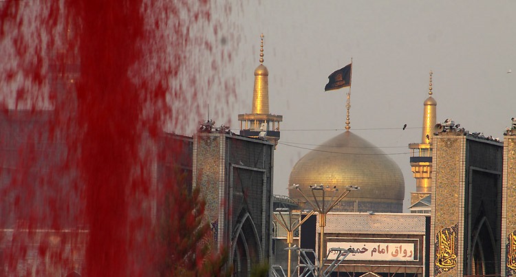 دل ایرانیان امروز در مشهد الرضا می تپد