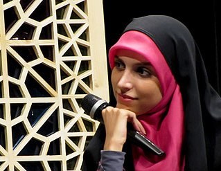 گپی با "مژده لواسانی" از کافه سوال تا حال و هوای محرم