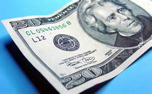 نوسان "نرخ دلار" نيازمند ريشه يابي کارشناسي است