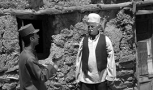 نمایش مستند "شناسنامه" در خانه هنرمندان
