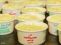 بستنی «اکبر مشتی» ایران در نمایشگاه آلمان