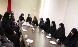 مطرح شدن "دانشگاه"به عنوان قطب علمی زنان