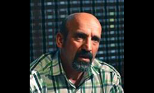 طنز زنگی زد و در رفت