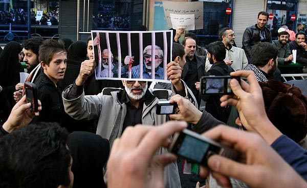 "موسوی" در کاندیداتوری و فعالیت‌های تبلیغاتی‌اش مورد حمایت سازمان‌های جاسوسی بود