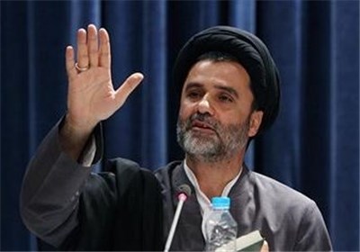 طبق توافق ژنو تحریمها 20 سال دیگر برداشته می شود /برگزاری جلسه خصوصی عراقچی با جمعی از نمایندگان پیرامون توافق‌نامه ژنو