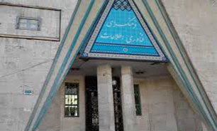 نقد و بررسی "اعترافات یک رمان‌نویس جوان"