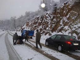 تردد در جاده های کوهستانی مازندران با زنجیر چرخ