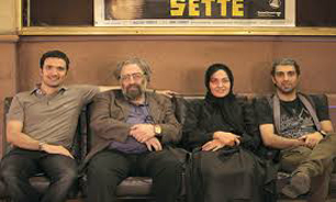 "ابراهیم حاتمی‌کیا" برای دیدن "متروپل" کیمیایی به کاخ آمد/ برف باعث تأخیر اکران کاخ جشنواره