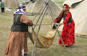تولید سالانه 16 هزار تن گوشت قرمز و 43 هزار تن شیر توسط عشایر فارس