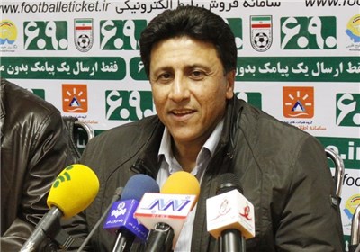 بازیکن حق دارد حقوقش را مطالبه کند