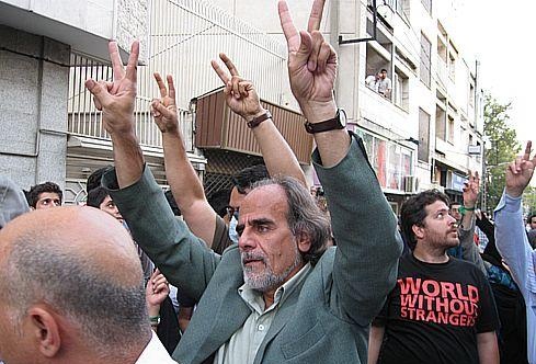 معنویت ملکیان، به بیماری افسردگی منجر شد!