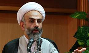 امام‌زادگان و بقاع متبرکه باید با توجه به منزلتشان مرمت شوند
