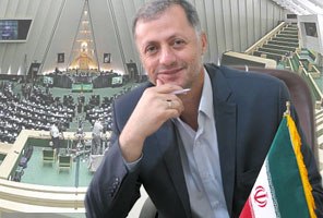 مسئولان اجازه واردات کالاهای غیرضروری را ندهند