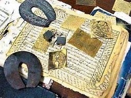 غیبگویی از گذشته، حال و آینده؛ پنجاه هزار تومان!/ در بساط فالگیران چه می گذرد؟