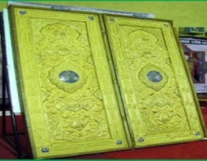 رونمایی از سه درب مطلای حرم مطهر امامین جوادین (ع) در شیراز