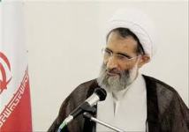 مردم با وجود همه مشکلات، در مسیر ارزش های انقلاب ثابت قدم هستند