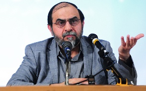 امام خمینی بعنوان بنیانگذار انقلاب اسلامی با کدام جریان‌های فکری مخالف بود؟