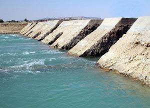 ذخیره 76 ميليون متر مكعب آب باران در حوزه هاي آبخيز فارس