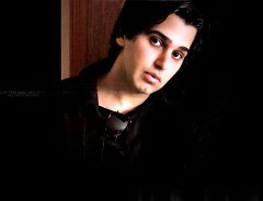 "خوشبختی" حمید عسگری/ عکس یادگاری مازیار فلاحی