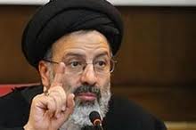 سلفی‌های تکفیری به نام اسلام در خدمت آمریکا هستند