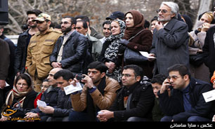 از پشت در ماندن بلیت‌دارها تا دعوا برای صندلی