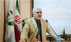 تشکیل کمربند انسانی به دور میانکاله