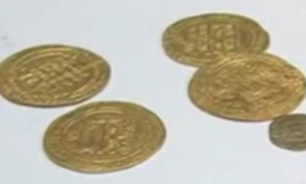 كشف اشياء تاريخی در يزد + فیلم