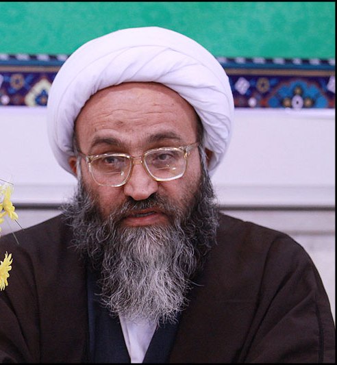 بیگانگان حق دخالت در امور داخلی و قانونی جمهوری اسلامی را ندارند