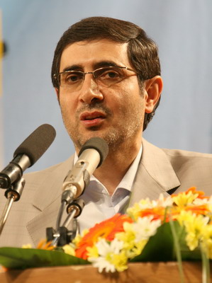 قائم مقام وزیر بهداشت تأکید کرد:

تغییر سبک زندگی عامل اصلی برای کاهش بیماری‌های غیر واگیر در کشور