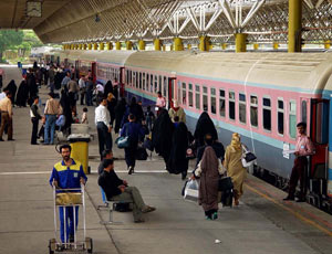 اختصاص 87 رام قطار برای جابجایی روزانه مسافران نوروزی به مشهد