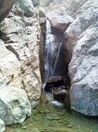 آبشار چهارده؛ مکانی دیدنی در دل کوهستان