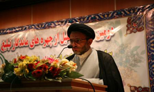 آیا ساخت فیلم هایی نظیر «طبقه حساس» شما را از «ماموریت حساس» تان غافل نکرده است؟ /چرا در عرصه فرهنگ خود را بی نیاز لبیک به مقام معظم رهبری می دانید؟