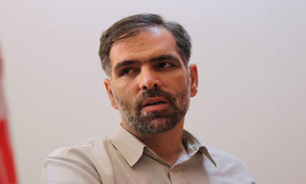 "یدالله رویایی" مبتذل‌سرا را می‌شناسند،‌ اما باز هم او را به جشنواره فجر دعوت می‌کنند