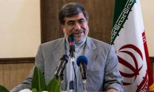 ساختار گسیخته مد و لباس نظام مند شود/ بازار را در مدل‌های عامه پسند ایرانی غرق کنیم