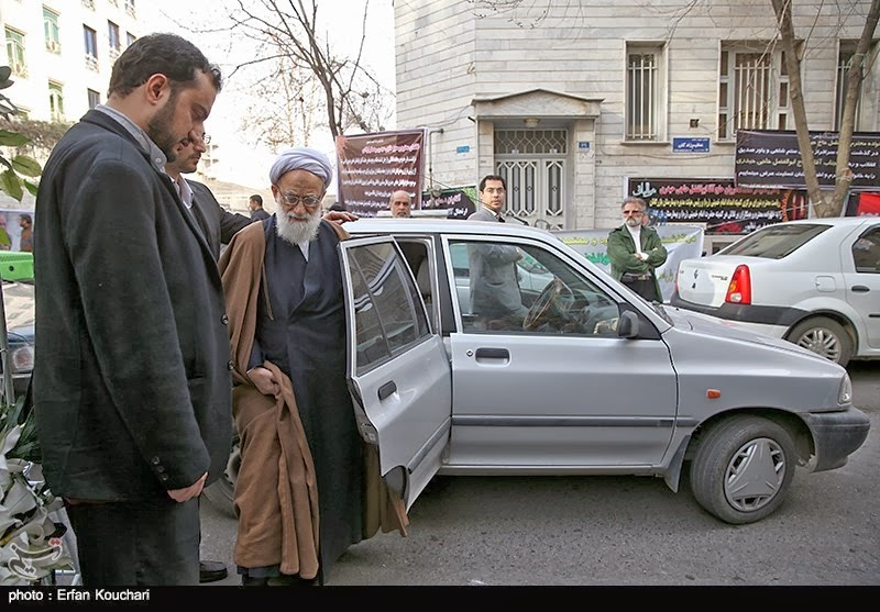 عکس/ امام جمعه پراید سوار تهران