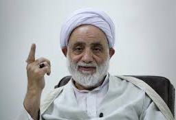 تسهيل ازدواج جوانان از وظايف اصلی والدين است