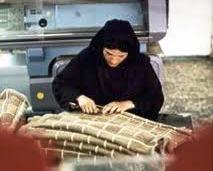 دولت باید برای بانوان خانه‌دار مستمری لحاظ کند