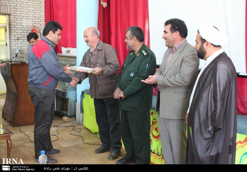 یك مبتكر خلخال كارگر نمونه كشور شد
