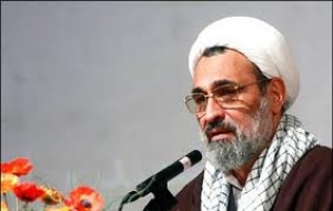در نظام اسلامی بنیاد شهید حکم محراب مسجد را دارد