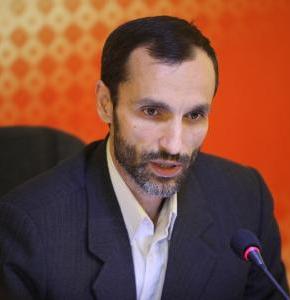 مناطق آزاد و دبیرخانه شورا هیچ کاری را بر زمین نمي گذارد