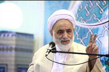 قرائتی: قرآن برای مفسد اقتصادی یک بار وای می گوید ولی برای قلم بدست خطرناک سه بار وای