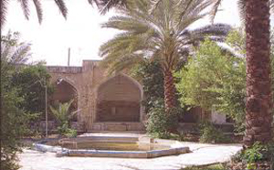 کتاب زیباشهر فارس منتشر شد