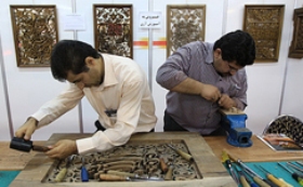 نگاه به صنایع دستی در کردستان باید تغییر یابد