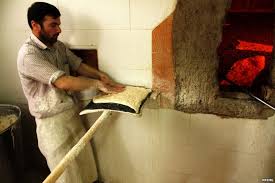 هيچ مجوزي براي افزايش قيمت نان صادر نشده/ افزايش قيمت با دولت است