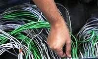 سارق كابل هاي برق در يزد دستگير شد
