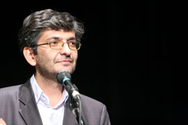 كورورش علیانی در پای پنجره از زبان و همینه نوشت