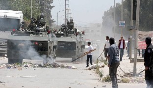 کشته شدن جوان تونسي در درگیری پلیس با سلفی‌های تندرو